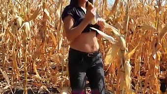 Big Natural Tits Milf Gets Covered In Cum While Working In The Corn Field