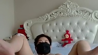 Mature Asian Woman Seeks Sex