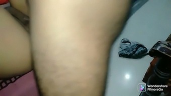 Pizza Delivery Guy Discovers An Attractive Indian Girl Home Alone And Engages In Sexual Activity With Her