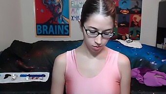 Watch Alexxxcoal'S Naughty Live Webcam Performance On 6cam.Biz