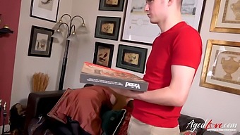 British Mature Woman Trades Sex For Pizza In Amateur Video