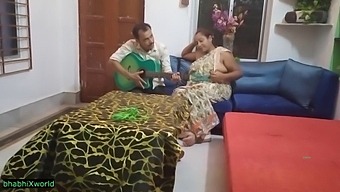 Indian Bhabhi Wants To Be Fucked In Hot Video
