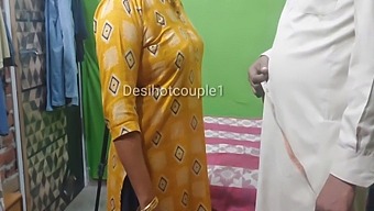 Indian Tailor Services An Indian Housewife In Exchange For Sewing
